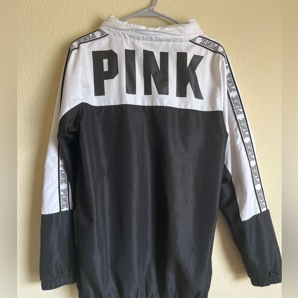 PINK Victoria's Secret Black/White Windbreaker (w/rolled up Hood in coll…